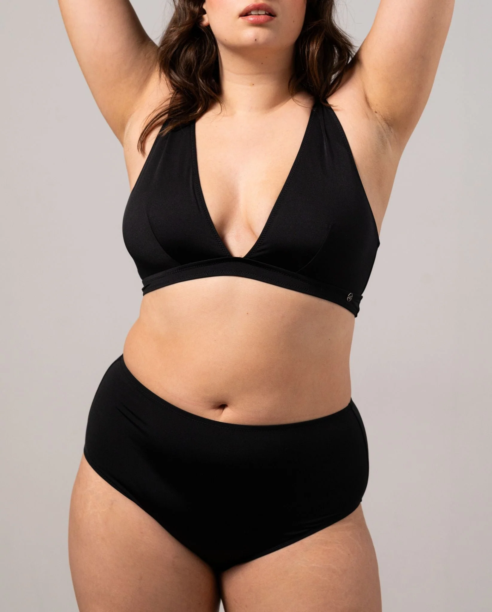 Highwaist Bikini Briefs Black - Image 10