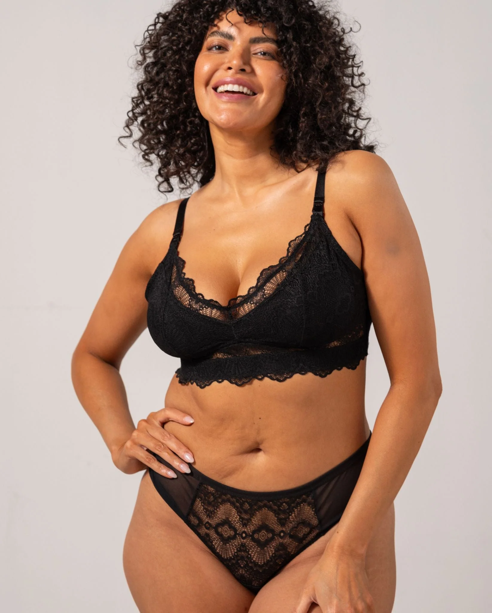 Lace Cheeky Black - Image 17