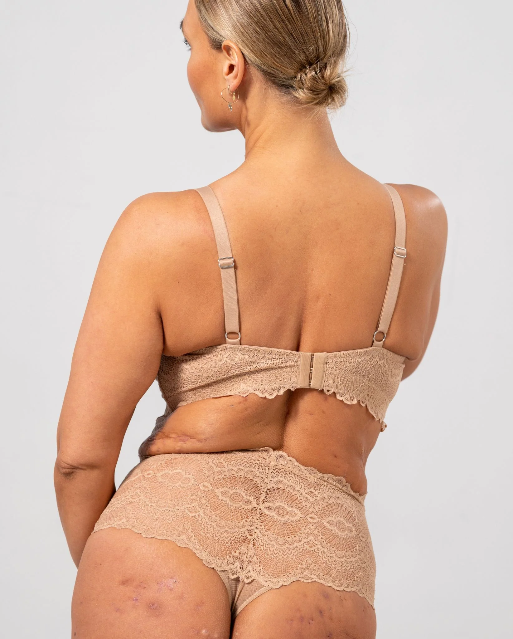 Lace Galloon Thong Warm Nude - Image 6