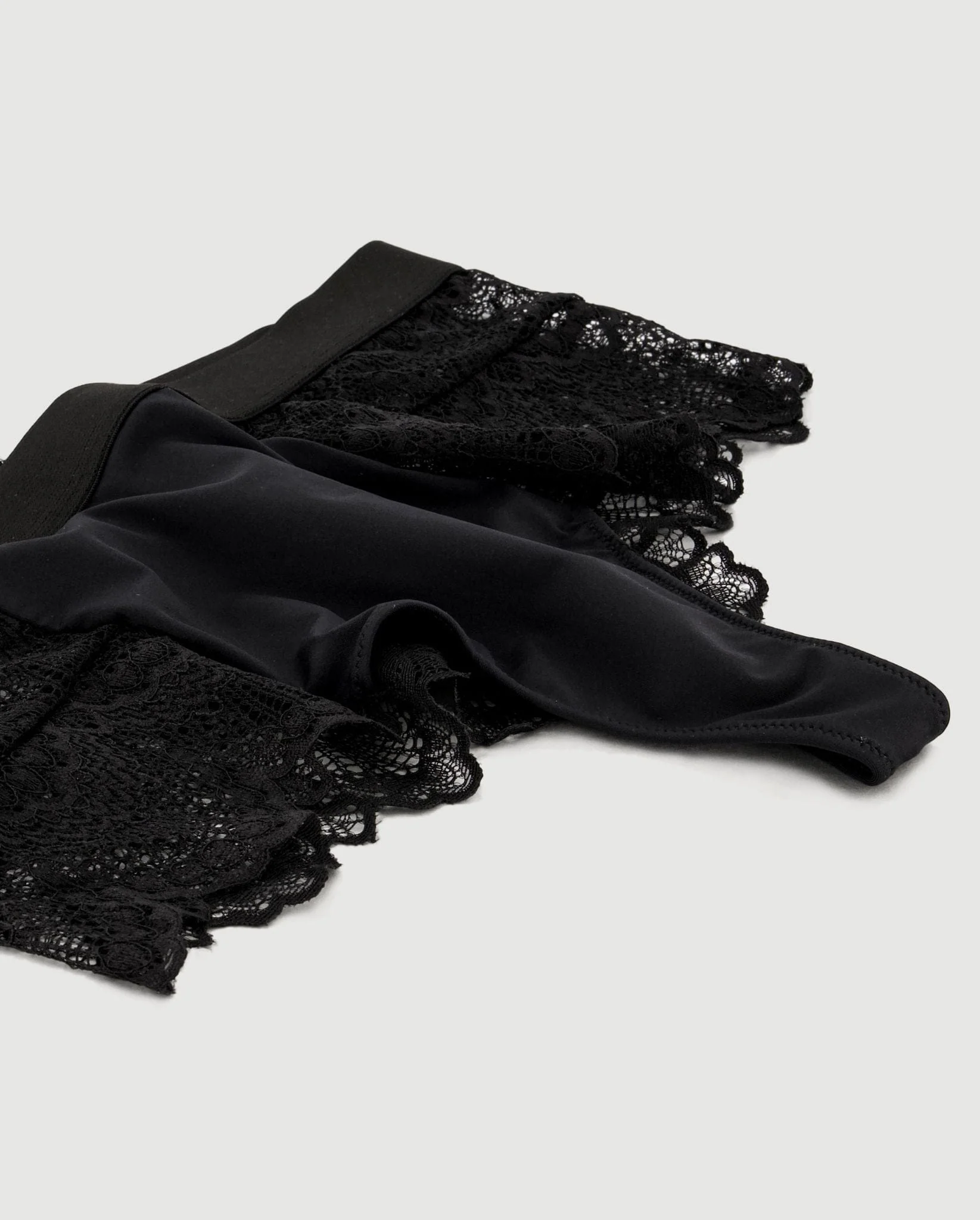 Lace Highwaist String 002 Black - Image 18