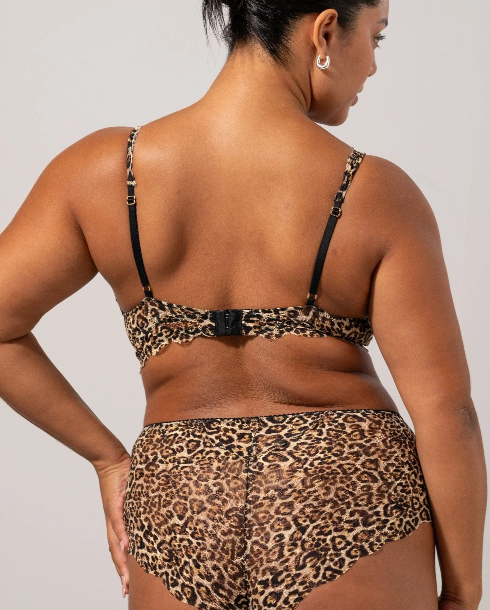 Lace Plunge Bralette Leopard - Image 4