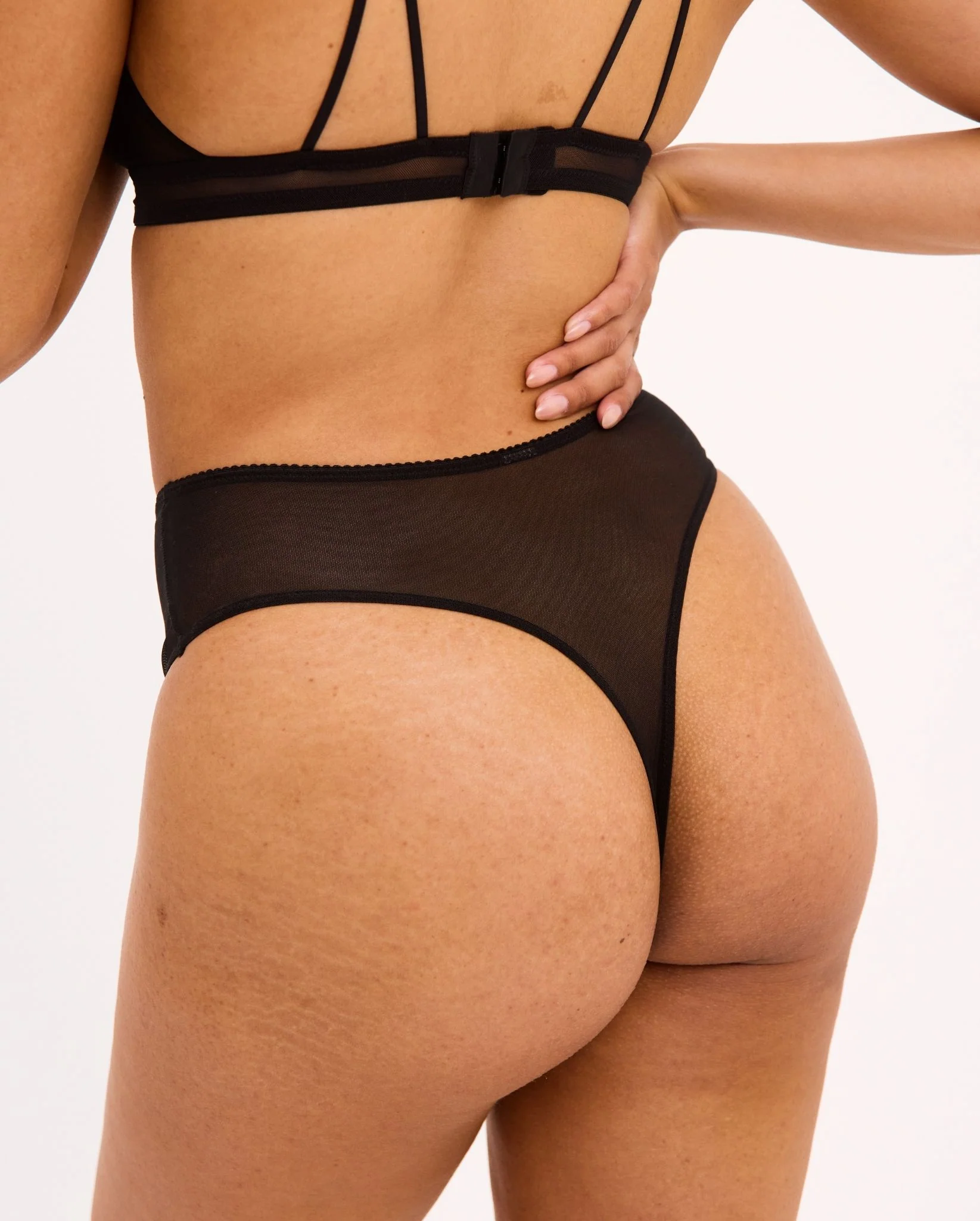 Mesh Highwaist Thong Black