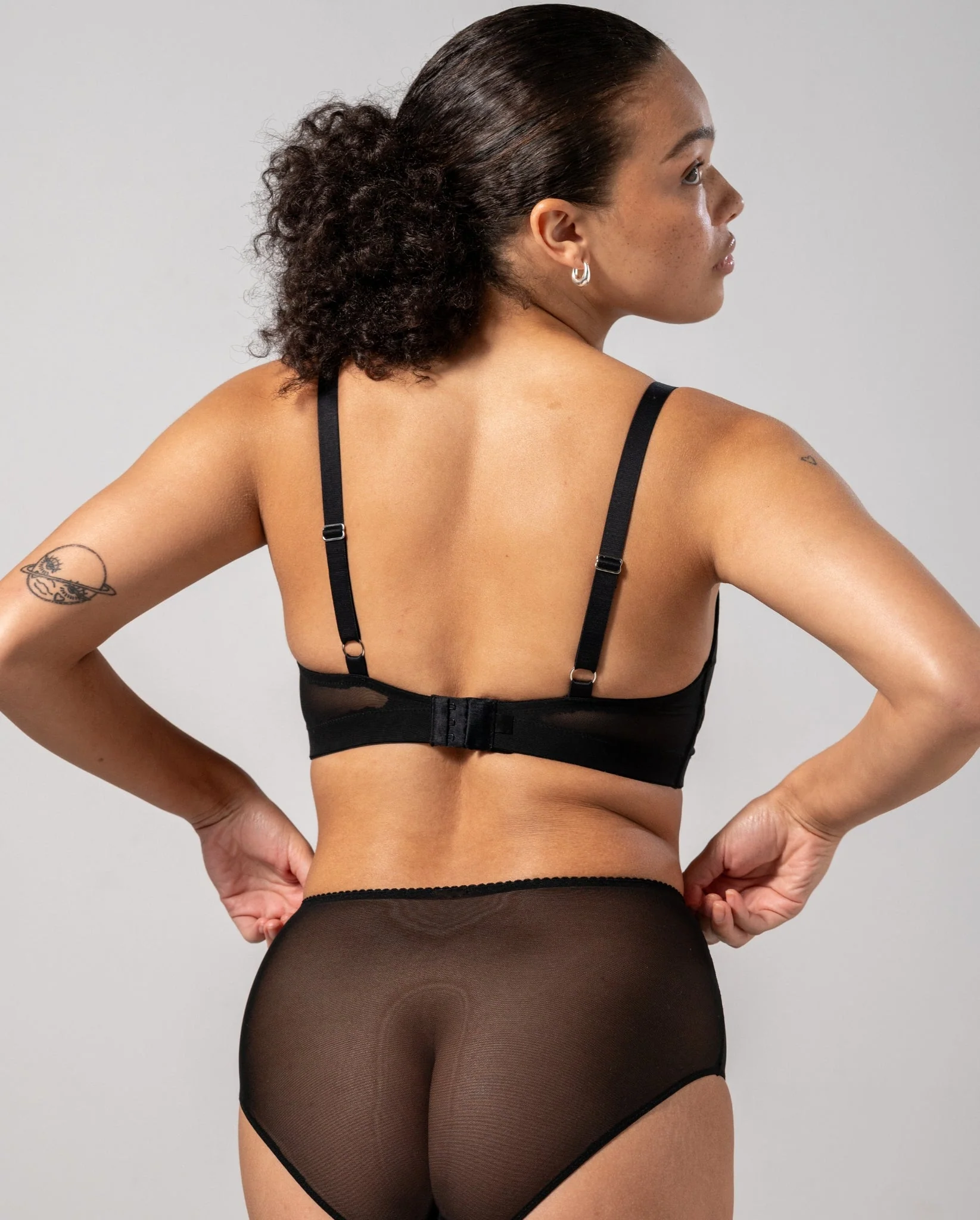 Mesh Support+ Bralette Black - Image 8